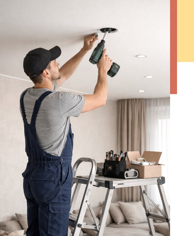 Установка и монтаж точечных светильников в натяжной потолок в Улан-Удэ от 1844 руб. | ОТДЕЛОЧНИК-Лнд